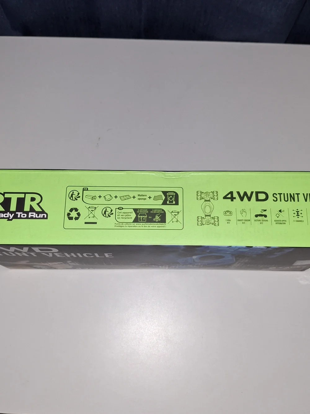 no brand fast blue